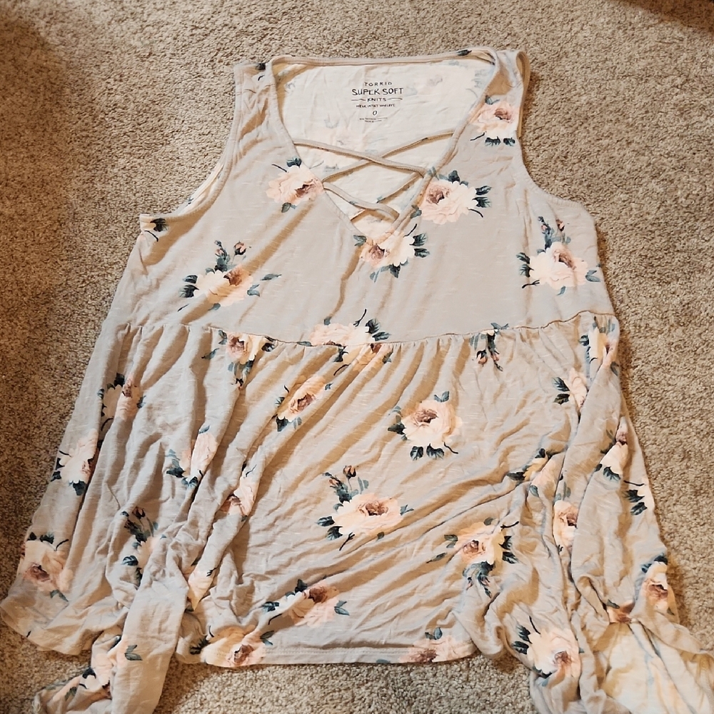 Torrid Floral Tank Top - Gray and Pink
